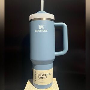 Stanley Blue Quencher H2.0 Tumbler